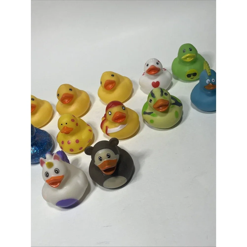 Lot of 14 Rubber Duckies, Jeep Ducking Party Favors Jeep Ducking